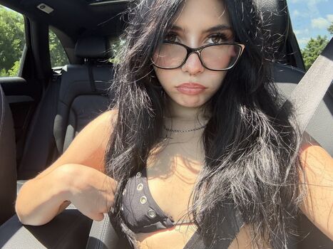 Full leaked Sadgirlfetish private onlyfans photo