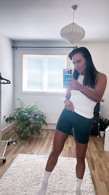 Full leaked Sadie gibbs private photo