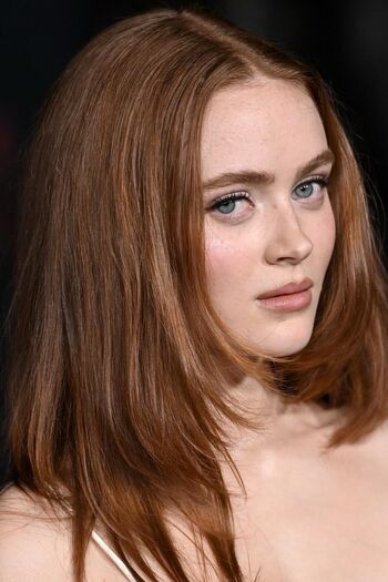 Full leaked Sadie sink page private onlyfans photo