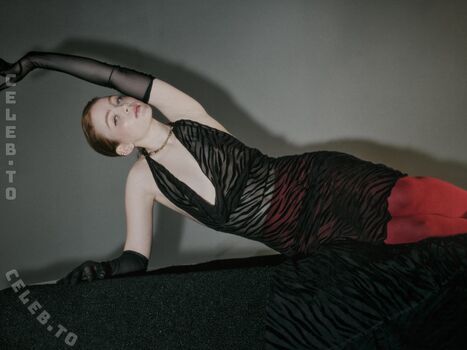 Full leaked Sadie sink private photo