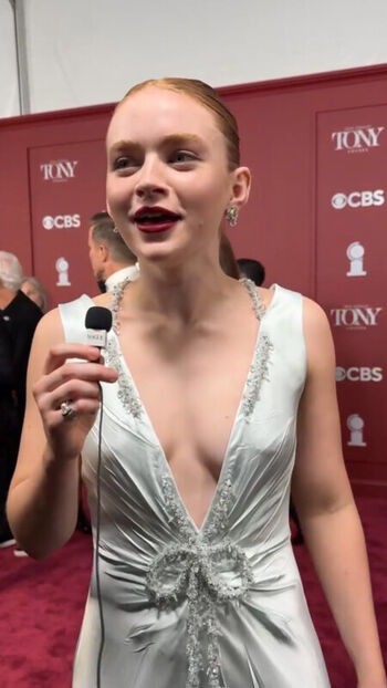 Full leaked Sadie sink private photo