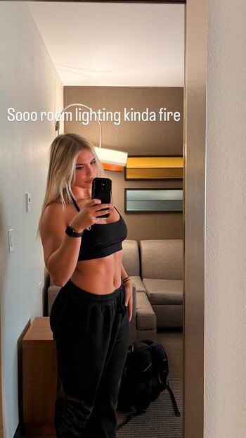 Full leaked Sadiehk fit private photo