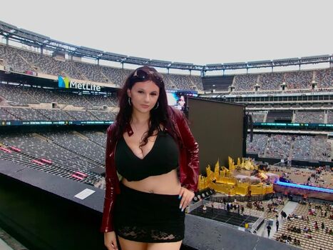 Full leaked Sadiejean private onlyfans photo