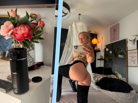 Full leaked Sadiejuice private onlyfans photo