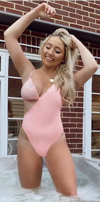 Full leaked Saffron barker private photo