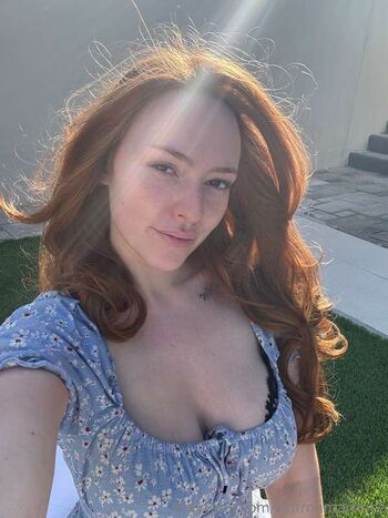 Full leaked Saffronmartinez private photo