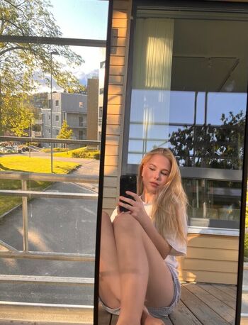 Full leaked Sagafrost page private photo