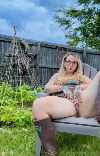 Full leaked Sage grey page private onlyfans photo