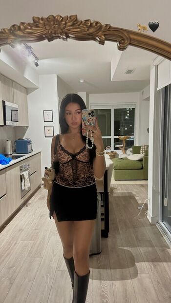 Full leaked Saharrooo private photo