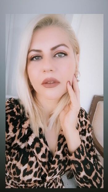 Full leaked Sahllileyla private onlyfans photo