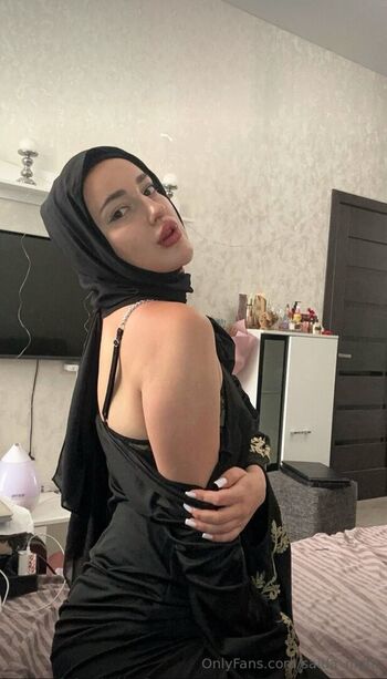 Full leaked Saida night private onlyfans photo