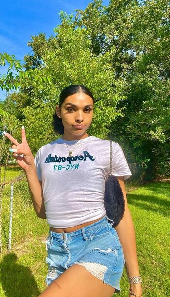 Full leaked Saige private onlyfans photo