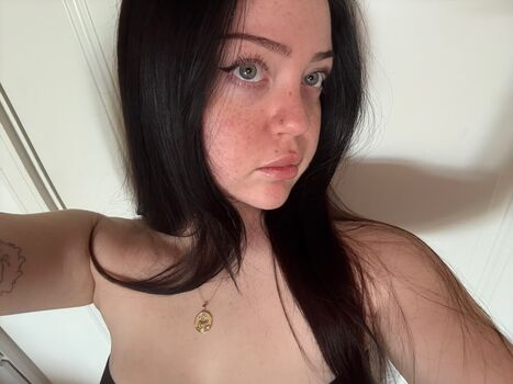 Full leaked Saikui private onlyfans photo