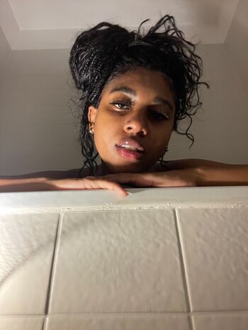 Full leaked Saintziya private onlyfans photo