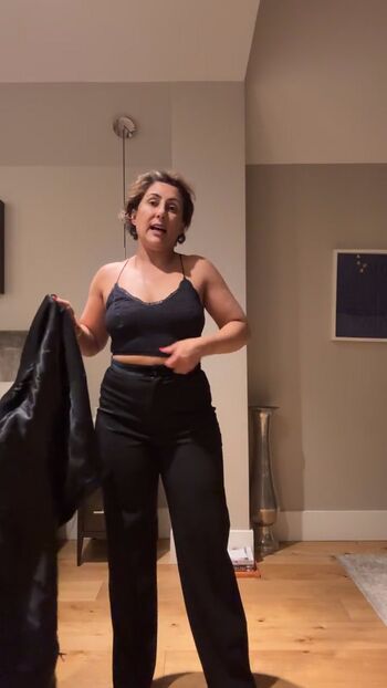 Full leaked Saira khan private onlyfans photo