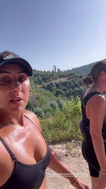 Full leaked Saira khan private photo