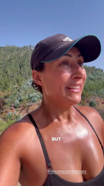 Full leaked Saira khan private photo