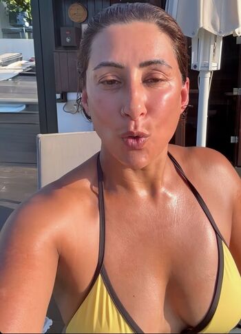 Full leaked Saira khan private photo
