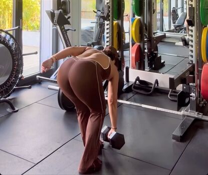 Full leaked Saira khan private photo