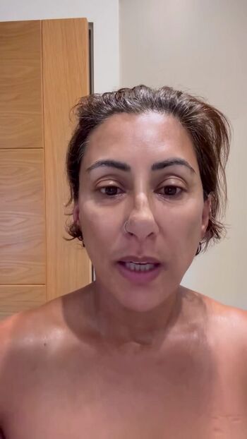 Full leaked Saira khan private photo