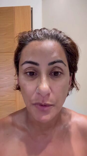 Full leaked Saira khan private photo