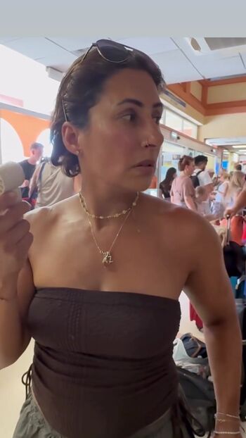 Full leaked Saira khan private photo