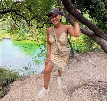 Full leaked Saira khan private photo