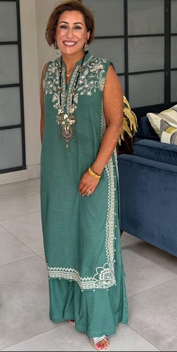 Full leaked Saira khan page private photo