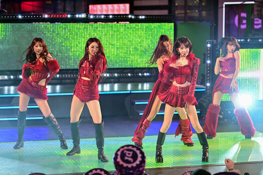 Full leaked Sakura miyawaki page private onlyfans photo