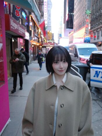 Full leaked Sakura miyawaki page private onlyfans photo