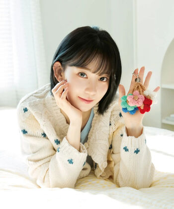 Sakura Miyawaki 宮脇 咲良