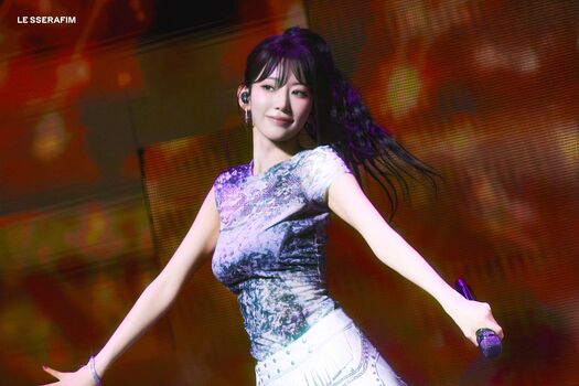 Full leaked Sakura miyawaki page private onlyfans photo