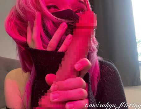 Full leaked Sakyu flirting private photo