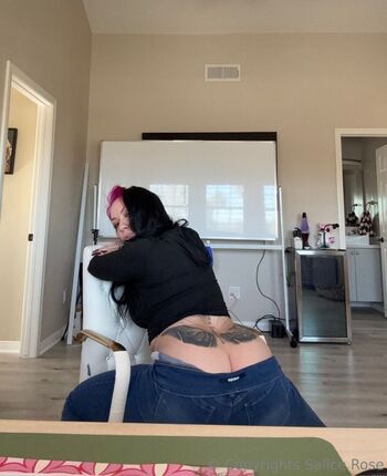 Full leaked Salice rose page private photo