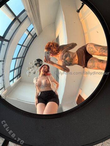 Full leaked Sallydinosaur private onlyfans photo
