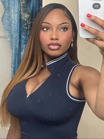Samantha Marie