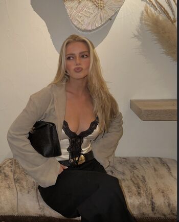 Full leaked Samantha riehl page private onlyfans photo