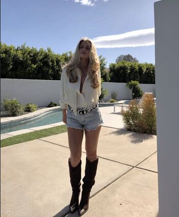 Samantha Riehl