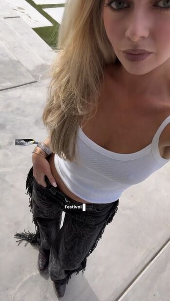 Samantha Riehl