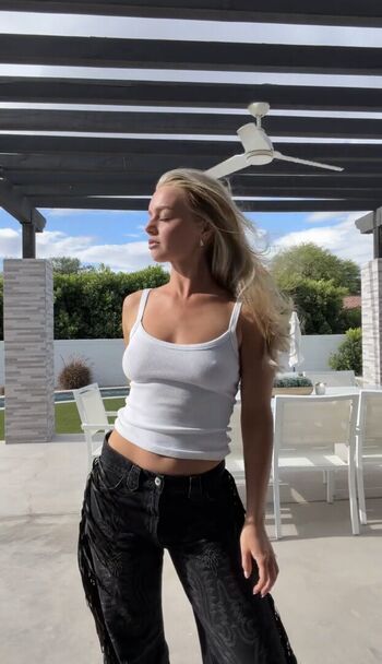 Samantha Riehl