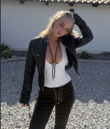 Samantha Riehl