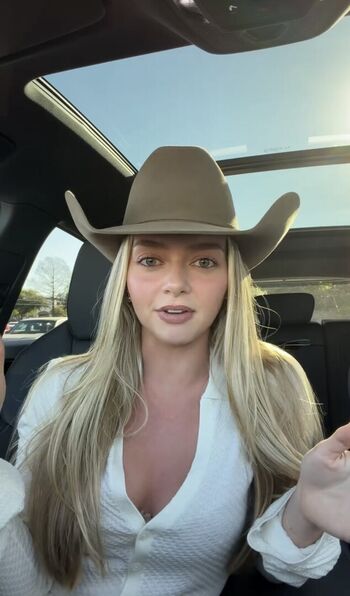 Samantha Riehl