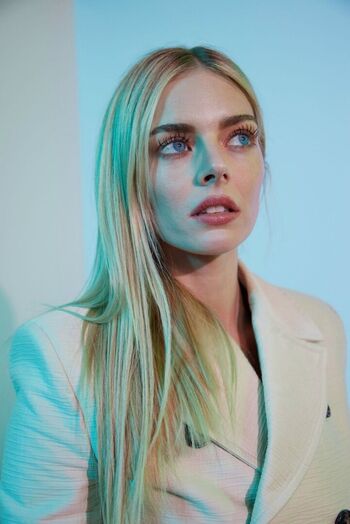 Full leaked Samara weaving page private photo