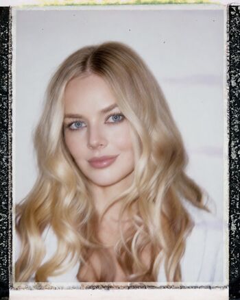 Full leaked Samara weaving private photo