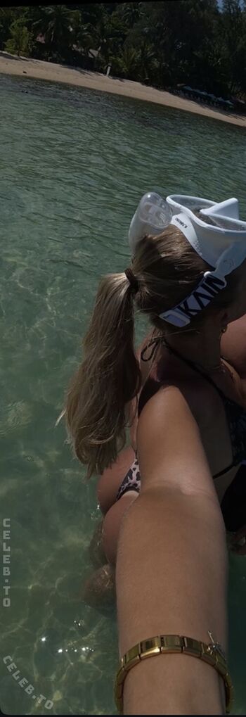 Full leaked Sambuttdifferent private photo