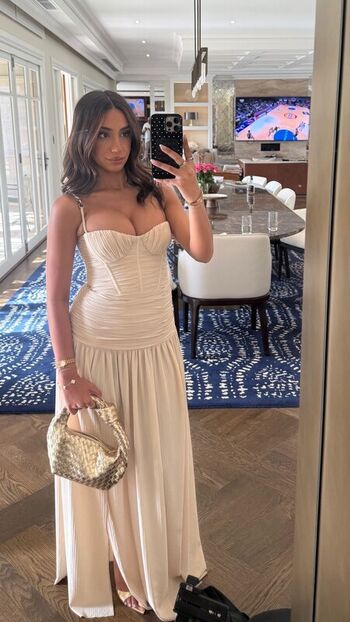 Full leaked Samira noureddine page private photo