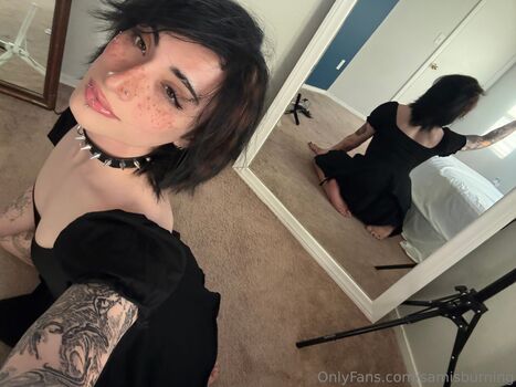 Full leaked Samisburning private photo