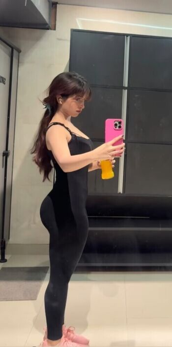 Full leaked Samriddhi uniyal private photo