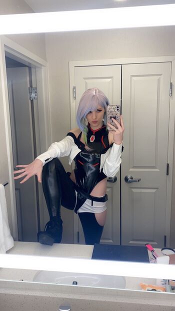 Full leaked Samzcos private photo
