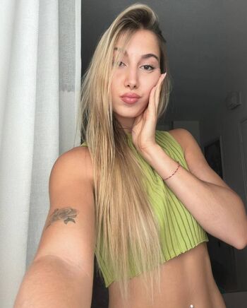 Full leaked Sandractive private photo